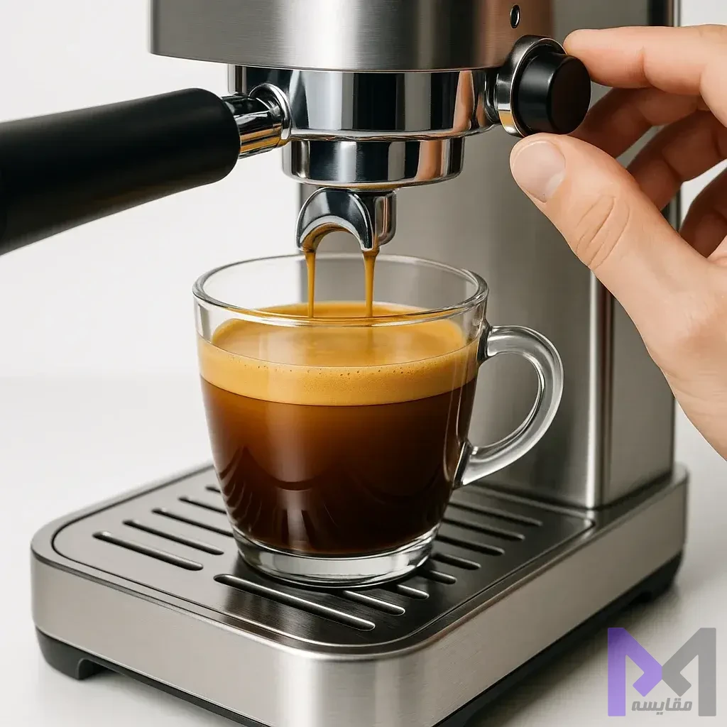 اسپرسوی حرفهای در خانه شات اسپرسوی عالی با Crema کامل استخراج شده توسط باریستای خانگی با تکنیکهای حرفهای